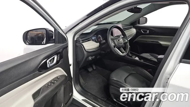 Jeep Compass 2nd Gen — Фото автомобиля 17