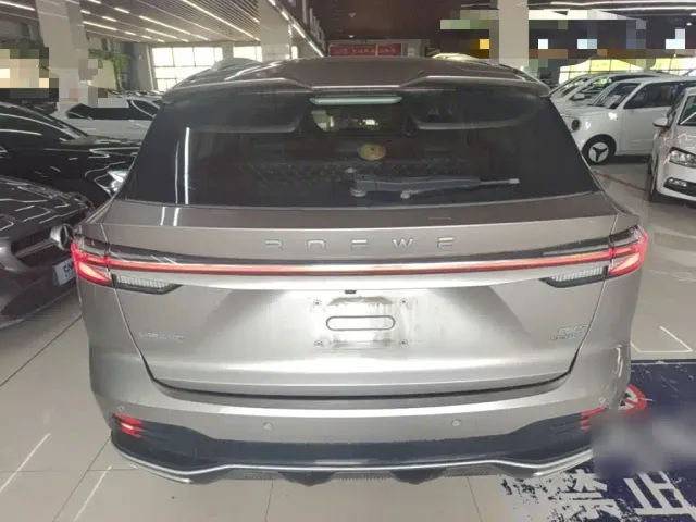 Roewe RX5 — Фото автомобиля 5