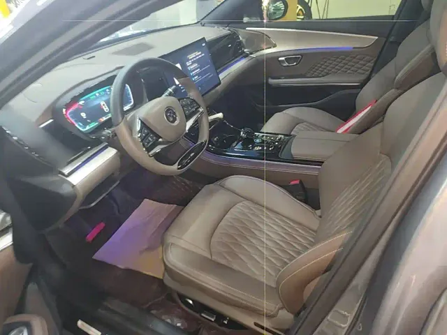 BYD Han — Фото автомобиля 14