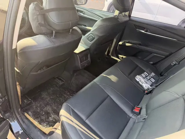 Toyota Camry — Фото автомобиля 9