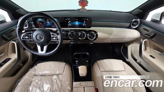 Mercedes-Benz A-Class W177 — Фото автомобиля 7