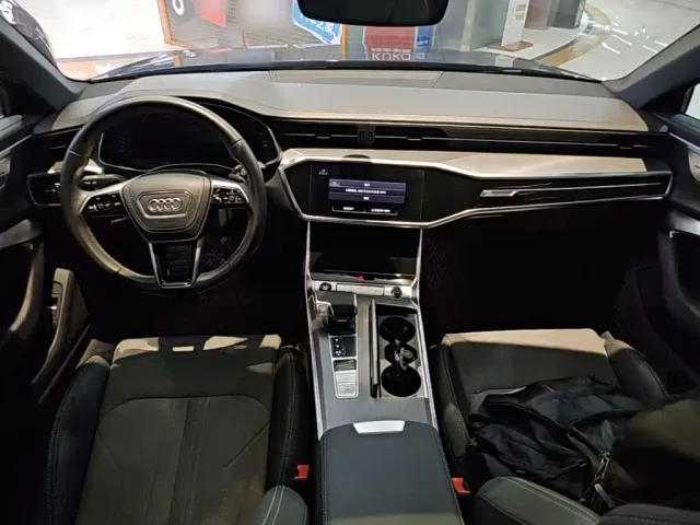 Audi A6L — Фото автомобиля 5