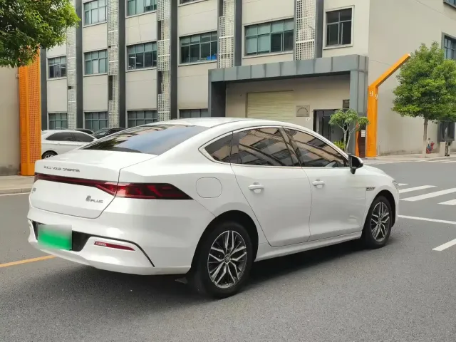 BYD Qin PLUS — Фото автомобиля 4