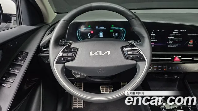 Kia Niro The All New Niro Signature — Фото автомобиля 15