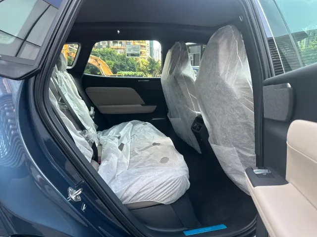 Volvo XC70 Plug-in Hybrid — Фото автомобиля 19
