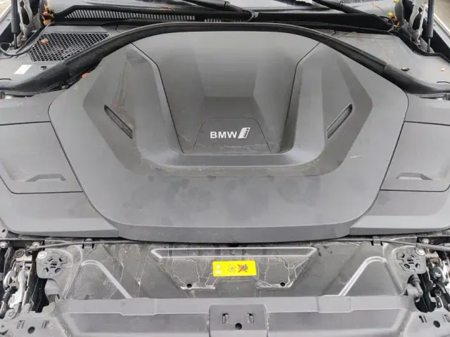 BMW i3 — Фото автомобиля 10