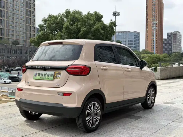 Leapmotor T03 — Фото автомобиля 6