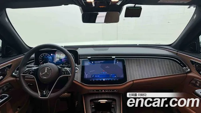 Mercedes-Benz E-Class — Фото автомобиля 17