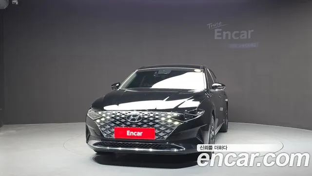 Hyundai Grandeur Grandeur (New) Hybrid — Фото автомобиля 3