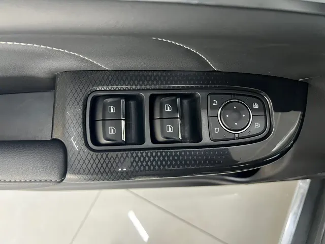 Haval M6 — Фото автомобиля 13