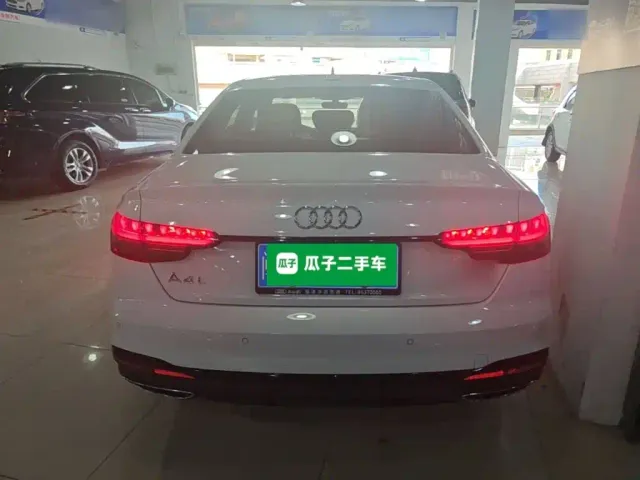 Audi A4L — Фото автомобиля 5
