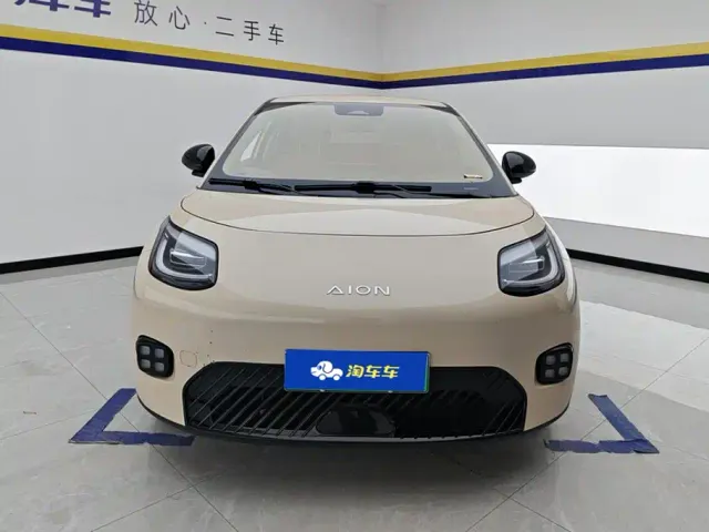 GAC Aion UT — Фото автомобиля 2