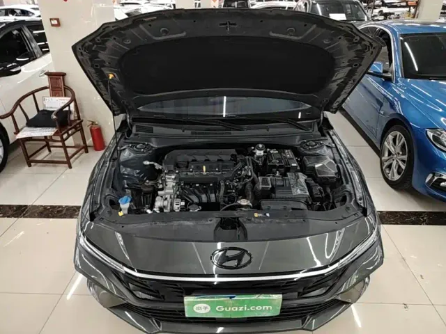 Hyundai Elantra — Фото автомобиля 19
