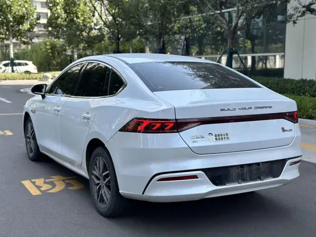 BYD Qin PLUS — Фото автомобиля 7