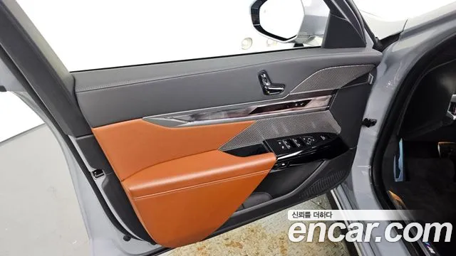 BMW 7-Series 7 серия (G70) 740i sDrive M Sport — Фото автомобиля 23