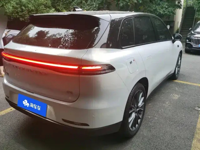 Leapmotor C10 — Фото автомобиля 3