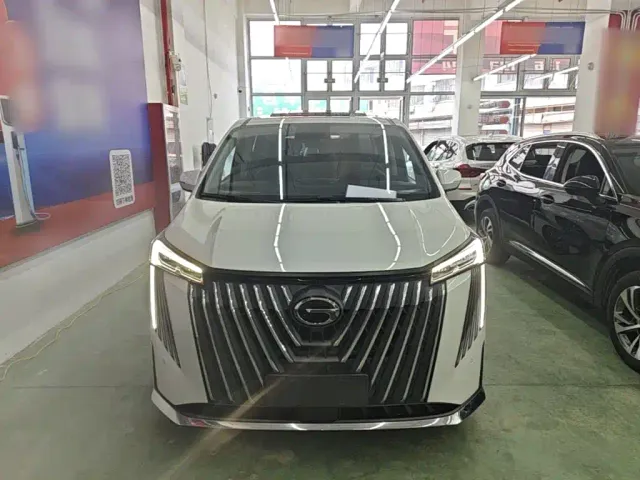 GAC Trumpchi M8 — Фото автомобиля 2