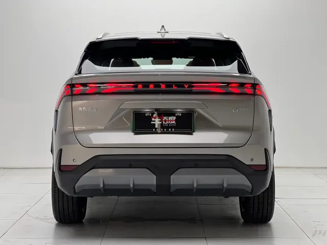 Geely Galaxy L7 — Фото автомобиля 5