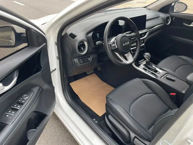 Kia K3 — Фото автомобиля 4