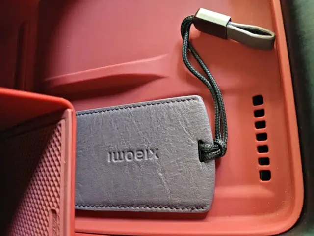 Xiaomi SU7 — Фото автомобиля 8
