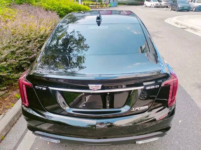 Cadillac CT5 — Фото автомобиля 4