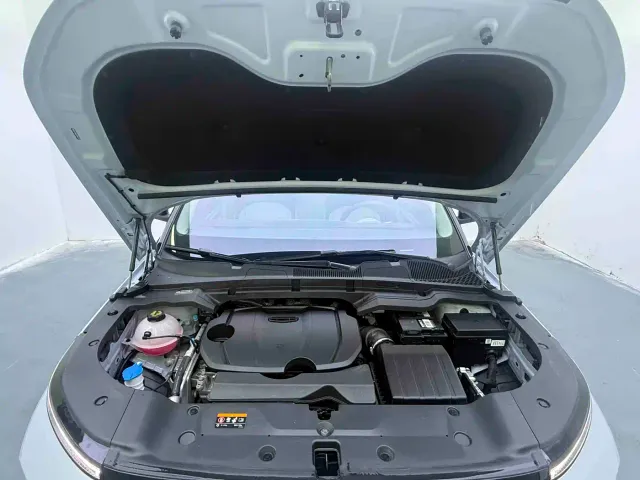 Geely ICON — Фото автомобиля 10