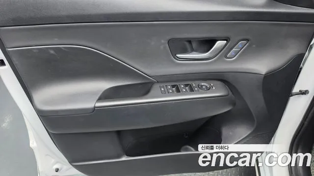 Hyundai Kona SX2 — Фото автомобиля 24