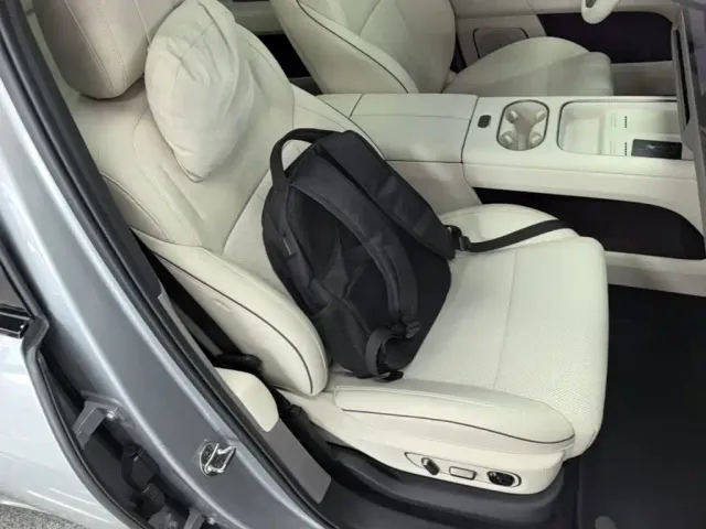 Li Auto i6 — Фото автомобиля 24