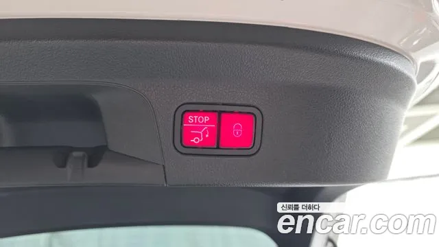 Mercedes-Benz GLE-Class — Фото автомобиля 28