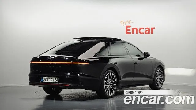 Hyundai Grandeur GN7 — Фото автомобиля 2