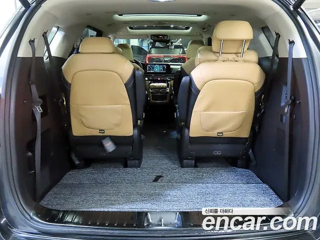 Kia Carnival 4th Gen — Фото автомобиля 16