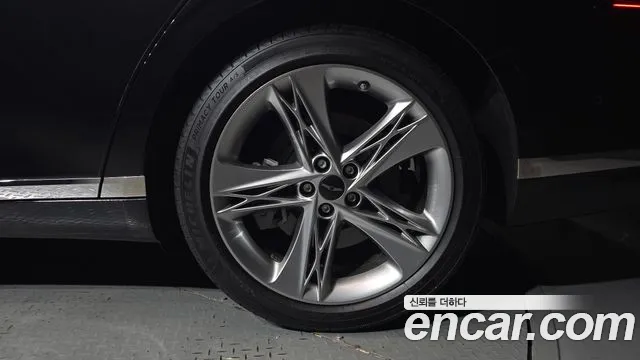 Genesis G90 RS4 — Фото автомобиля 6