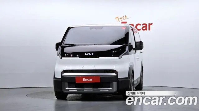 Kia PV5 — Фото автомобиля 3