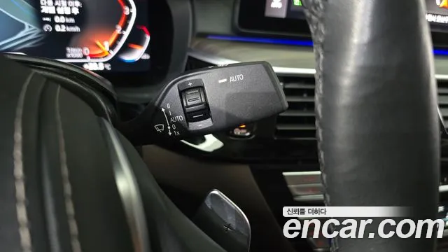 BMW 5 Series G30 — Фото автомобиля 27