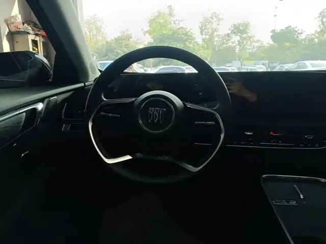 Buick LaCrosse — Фото автомобиля 10