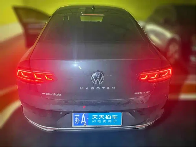 Volkswagen Magotan — Фото автомобиля 2