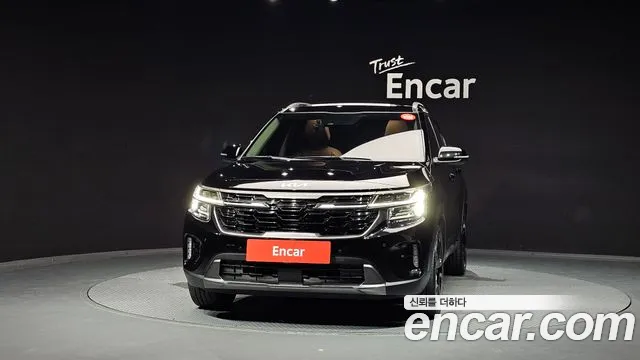 Kia Seltos — Фото автомобиля 3