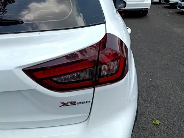 Geely Vision X3 — Фото автомобиля 7