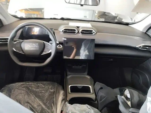 Dongfeng SKY EV01 — Фото автомобиля 9