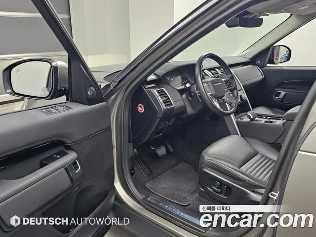 Land Rover Discovery — Фото автомобиля 11