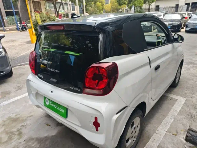 Roewe Clever — Фото автомобиля 6