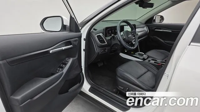 Kia Seltos New — Фото автомобиля 10
