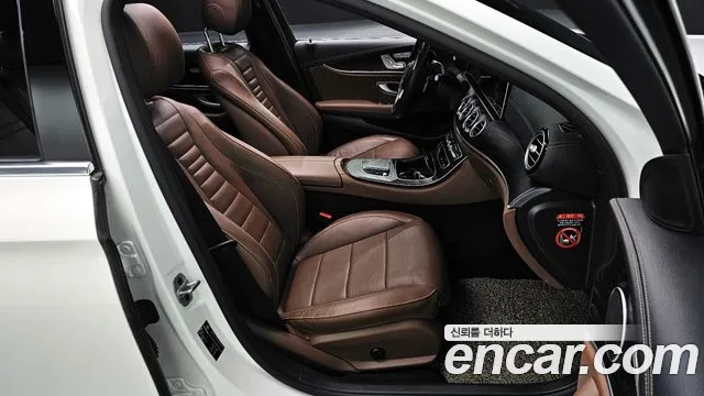 Mercedes-Benz E-Class W213 — Фото автомобиля 10