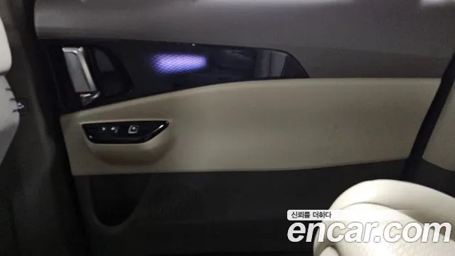 Kia Canival Carnival 4 поколение Дизель 7 мест Hi-Limousine — Фото автомобиля 23