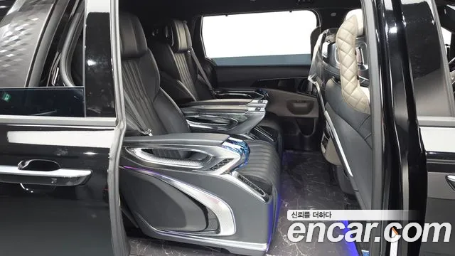 Kia Canival Новый Carnival 4 поколение Бензин 9 мест Hi-Limousine (Спецкузов) — Фото автомобиля 11