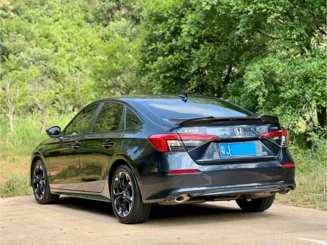 Honda Civic — Фото автомобиля 4
