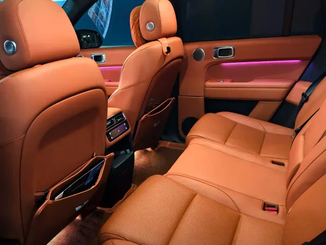 Li Auto L6 — Фото автомобиля 5