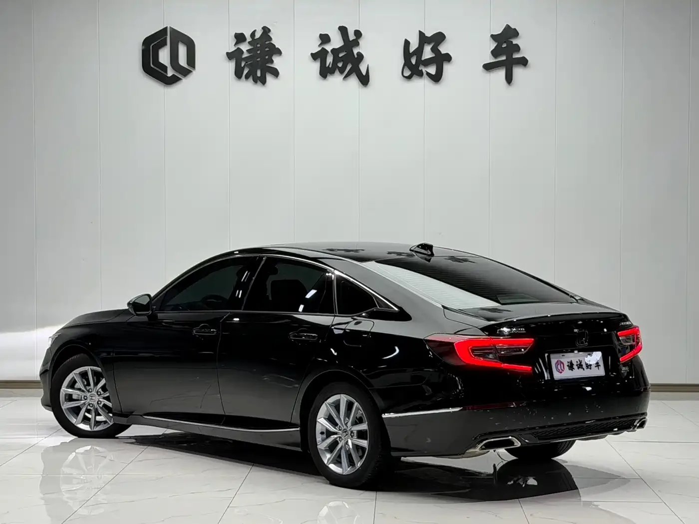 Honda Accord 2022 260TURBO Luxury Edition — Фото автомобиля 7