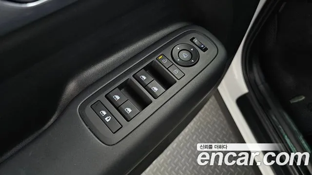 Hyundai Santa Fe MX5 — Фото автомобиля 29
