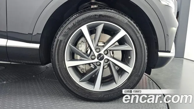 Genesis GV80 — Фото автомобиля 6